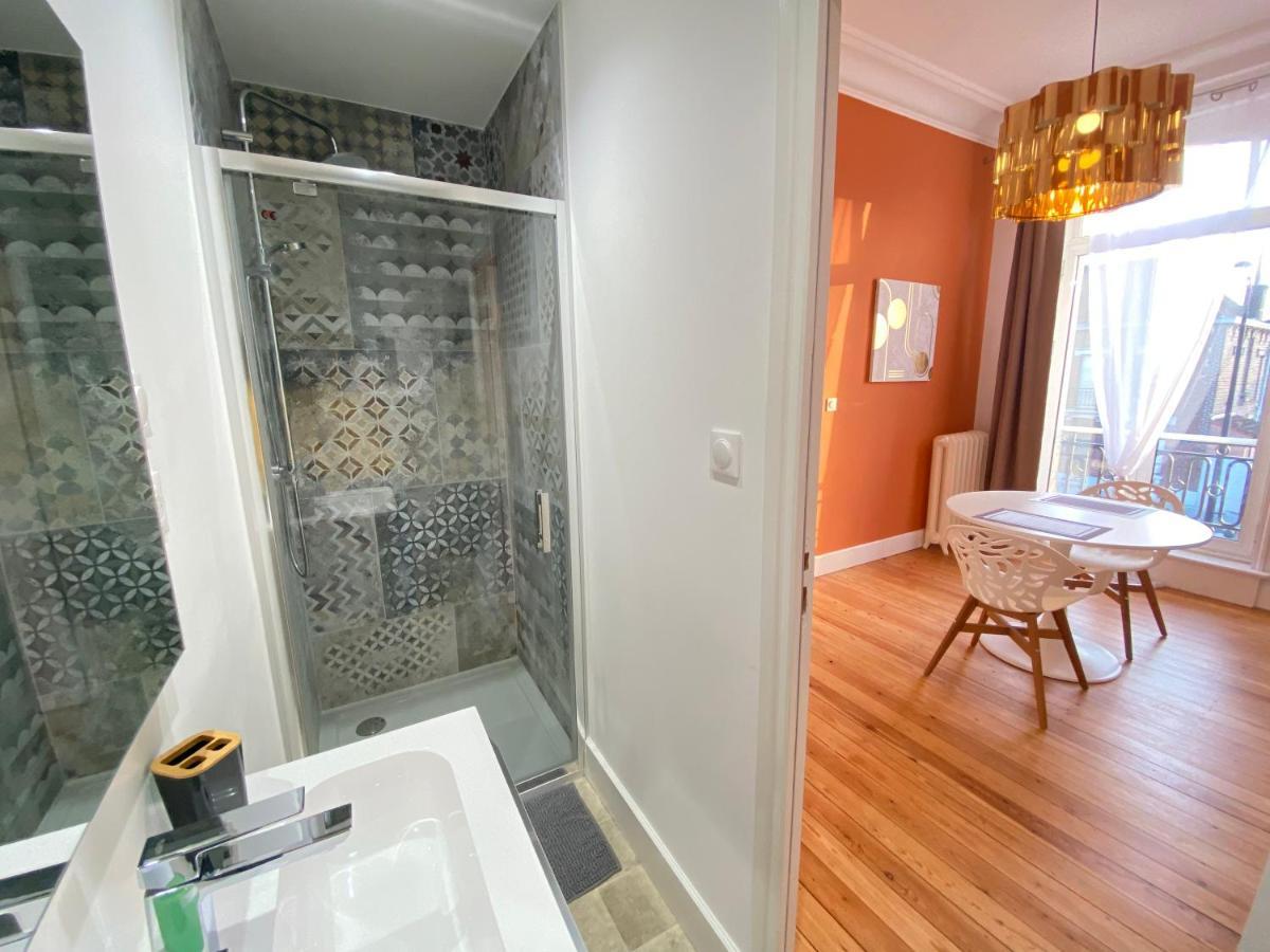 Residence Adam A Part Βαλενσιέν Εξωτερικό φωτογραφία